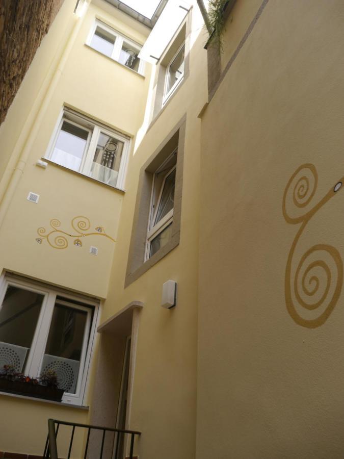 Ferienwohnung Munich Traben-Trarbach Esterno foto